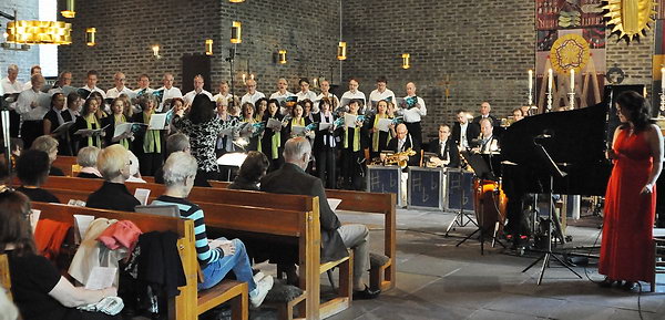 2009-05-10 Sacred Konsert med Markuskyrkans kör i Björkhagen